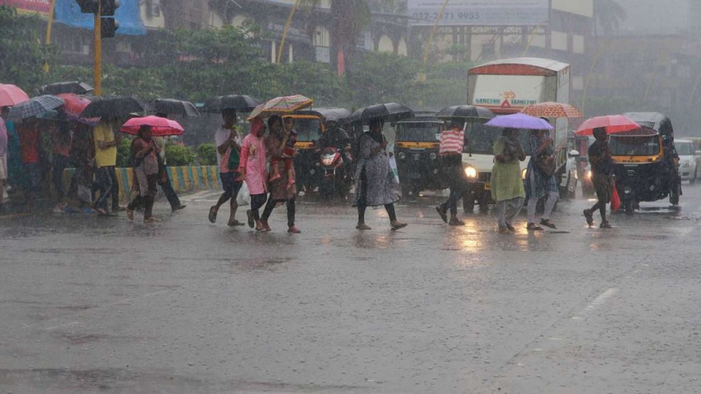 बारिश के चलते चेन्नई व तमिलनाडु के 6 अन्य जिलों में कल बंद रहेंगे स्कूल